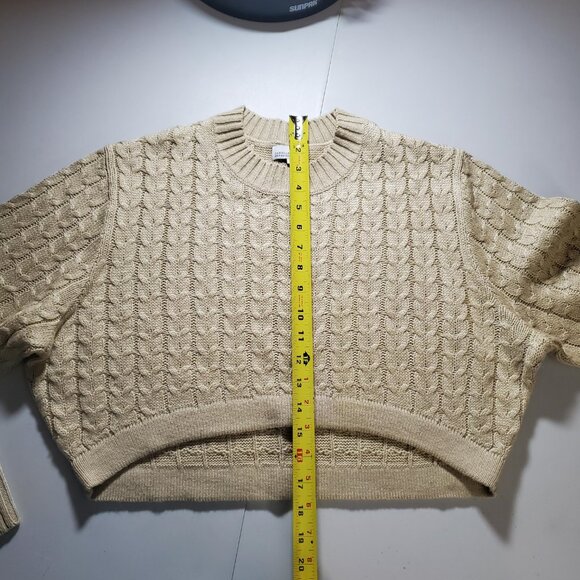 Danielle Bernstein X WeWoreWhat Cable Crop Sweater Sz M - Picture 5 of 13
